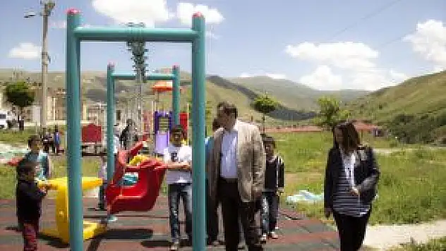 Yapımı Tamamlanan Park Hizmete Açıldı