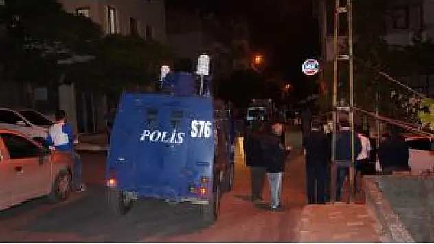 Çekmeköy'de Sokağa Bırakılan Bomba Patladı
