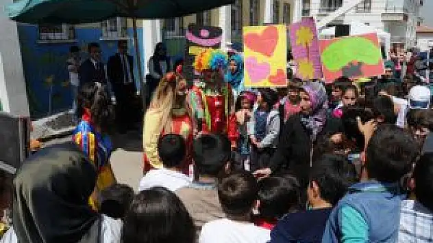 Geri Dönüşümü Eğlenerek Öğrendiler