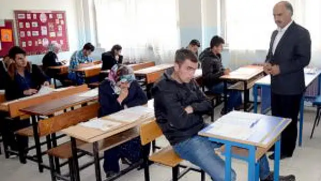 Açık Öğretim Ortaokul Ve Lise 2. Dönem Sınavları Başladı