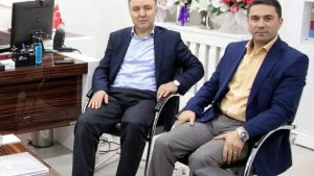 Erzurum Valisi Altıparmak'tan Aa'ya Veda Ziyareti