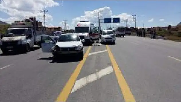 Bitlis'te Zincirleme Trafik Kazası