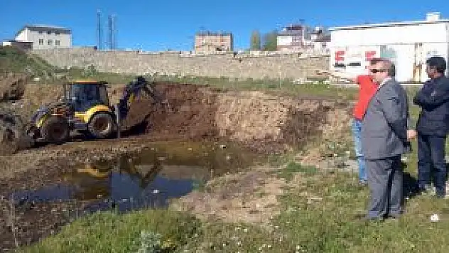 Sarıkamış'ta Kapalı Halı Saha Projesi