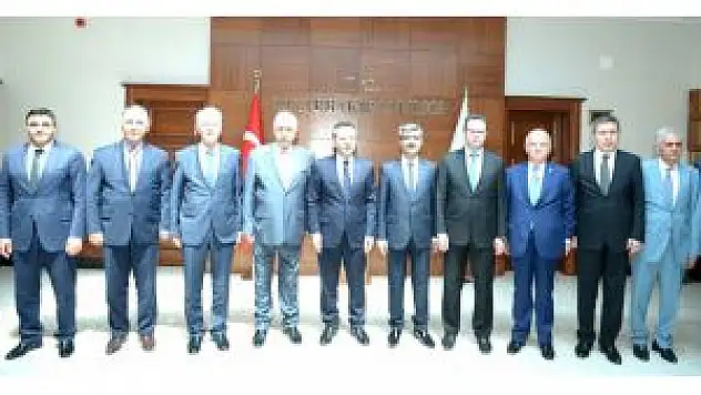 Sgk Başkanı Bağlı, Vali Hüseyin Aksoy'u Ziyaret Etti