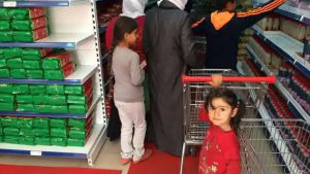 Tatvan'da 'Sosyal Market' Hizmete Girdi