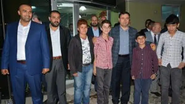 Ağrı Valisi Işın, Patnos'ta İftara Katıldı