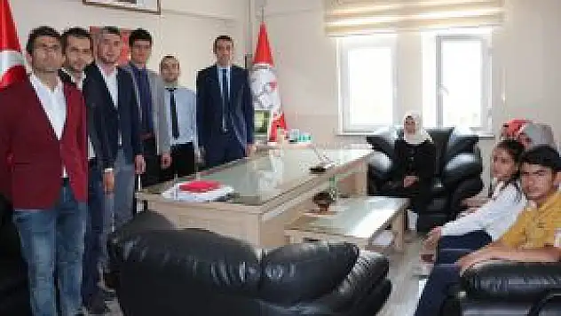Güroymak'ta 'Okuyan Nesiller' Projesi
