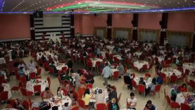 Iğdır'da Dar Gelirli Ailelere İftar Programı