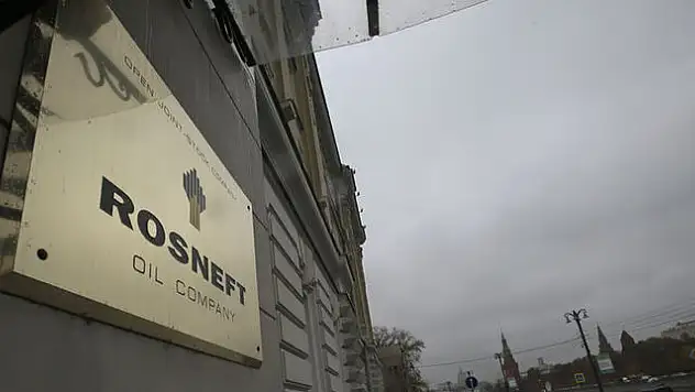 Putin Rosneft'in bir kısmını Hindistana satabilir