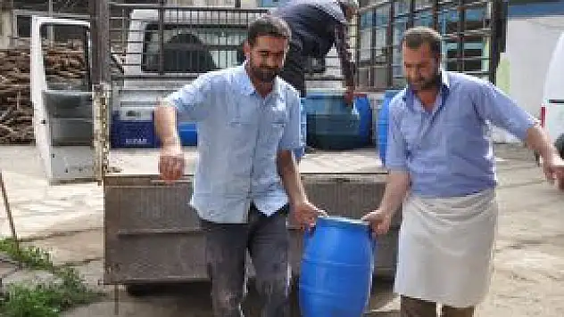 Muş'ta Kışlık Peynir Satışları Başladı