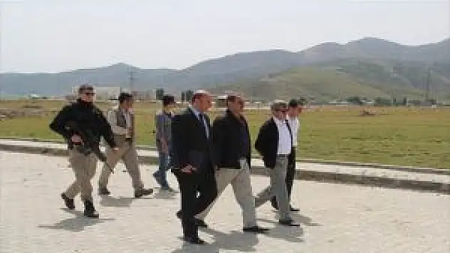 Vali Çınar, Osb Arazisini İnceledi