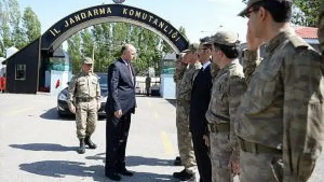 Vali Azizioğlu'ndan Jandarmaya Ziyaret