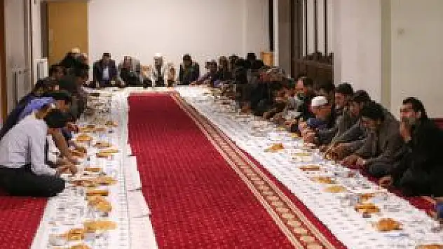 Van'da Suriyeli Sığınmacılara İftar