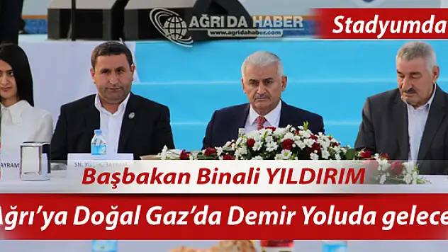 Başbakan Binali Yıldırım Ağrı Stadyumunda 7 Bin Kişiyle Toplu İftara Katıldı
