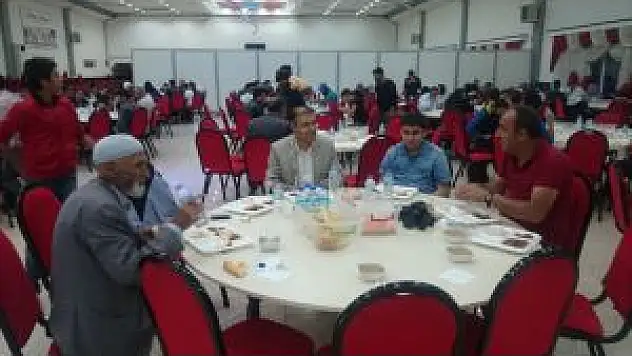 Vedaş Ve Vepsaş, Vatandaşa İftar Verdi