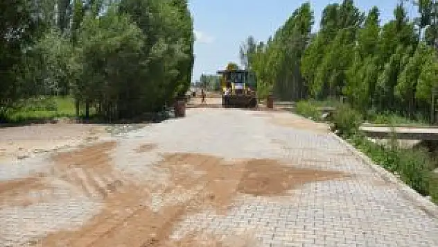 Erciş'te Yol Yapım Çalışması