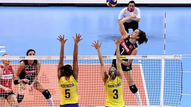 A Milli Bayan Voleybol Takımı Brezilya'ya Mağlup Oldu