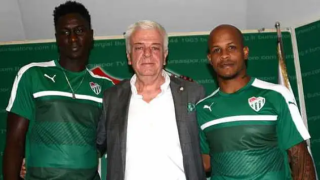 Bursaspor'da İki İsimle Resmi Anlaşmaya Varıldı