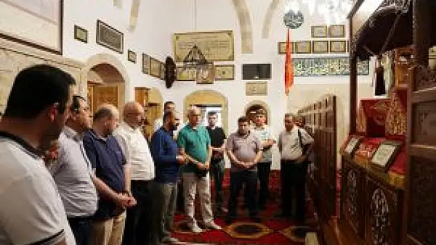 Müsiad'tan Somuncu Baba'ya Ve Tarihi Mekanlara Ziyaret