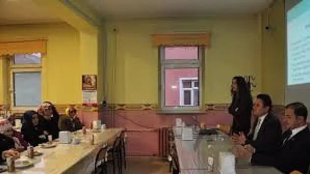Şemdinli'de 'Kaloriferi Doğru Yakma Teknikleri' Eğitimi