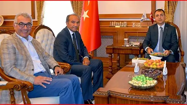 Arguvan Belediye Başkanı Kızıldaş'tan Vali Toprak'a Ziyaret