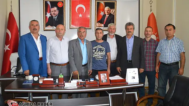 Eleşkirt Sivil Topum Kuruluşlarından Fetö'nün Darbe Girişimine Tepki