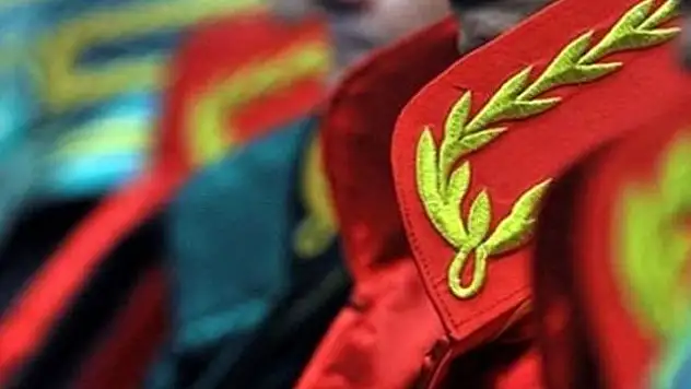 21 Askeri Hakim Gözaltında