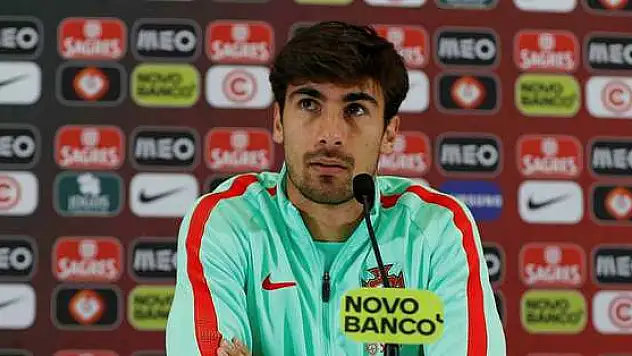 Barcelona Gomesi Kadrosuna Kattı