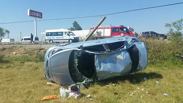 Manavgat'ta Otomobil Takla Attı: 4 Yaralı