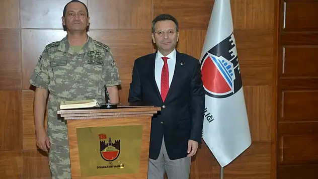 Korgeneral Temel, Vali Aksoy'u Ziyaret Etti