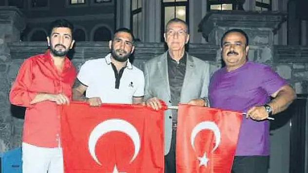 Ümit Karan: Bunlara Biat Etmem!