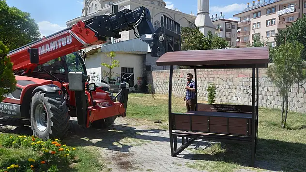 Erciş'teki Parklar Yenileniyor