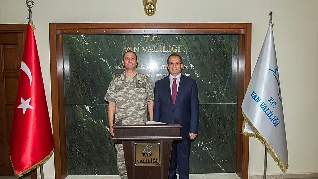 Korgeneral Temel'den Veda Ziyareti