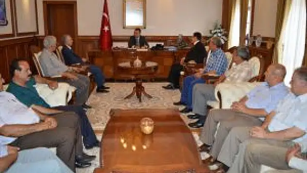 Esnaf Camiasından Vali Toprak'a Ziyaret