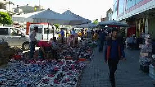 Çaldıran'da Bayram Telaşı Başladı