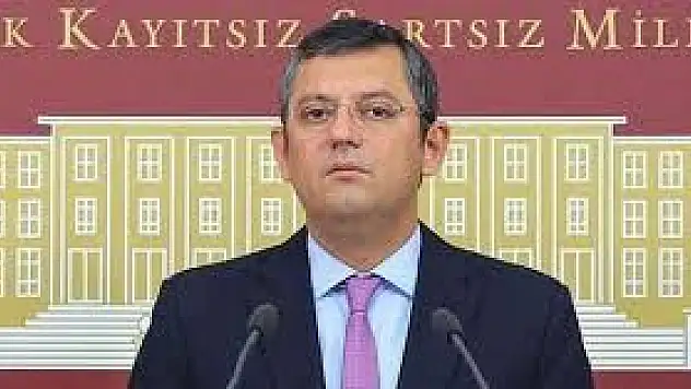 Özgür Özel'den Vural'a: Üzerine Mi Alındın?