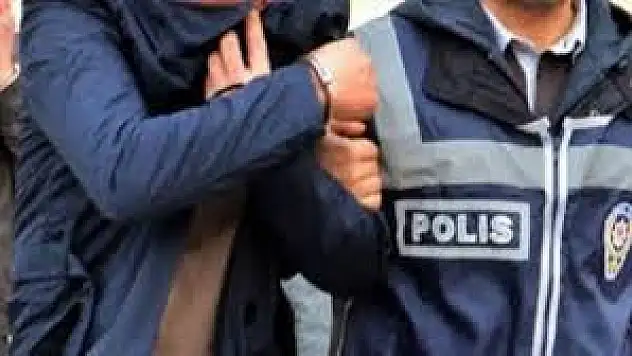 Elazığ'da 3 Hakim Ve Savcı Tutuklandı