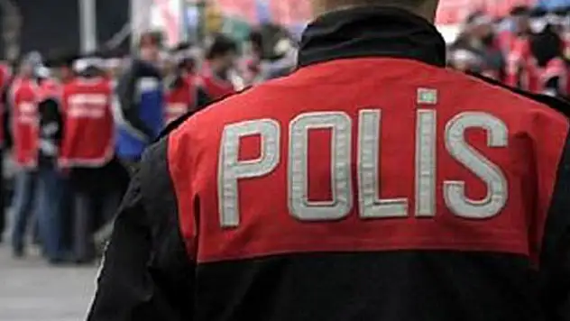Van'da 49 Emniyet Personeli Gözaltına Alınıdı