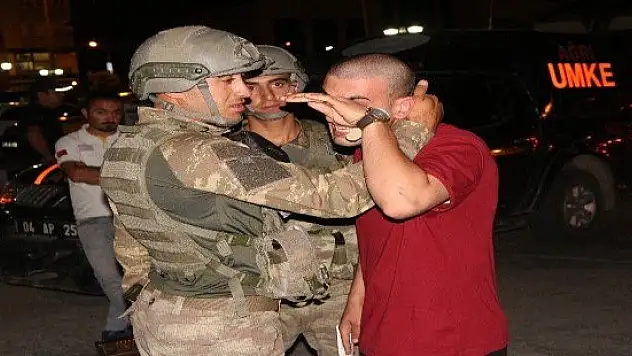 Ağrı Sinek Yaylasında Çatışma: 3 Asker Yaralı 1 PKK'lı Öldürüldü