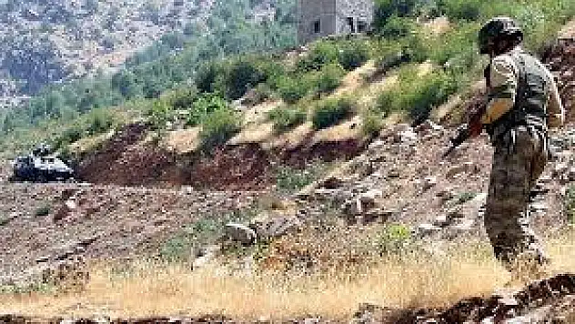 Çukurca'da 2 PKK'lı Öldürüldü
