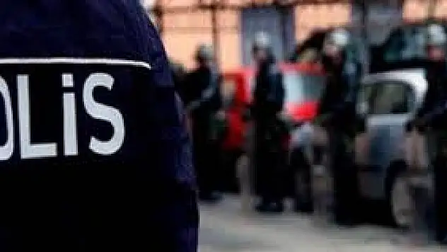 Elazığ'da Adliyeye Sevk Edilen 20 Polisten 7'si Tutuklandı