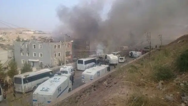 Cizre'de Bombalı Araç ile Hain Saldırı