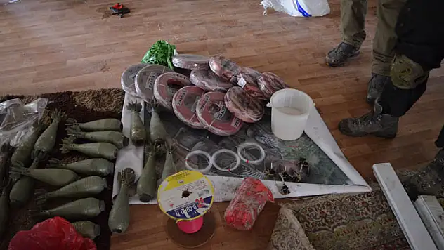 Kars'ta terör operasyonunda 150 kilogram el yapımı patlayıcı Ele geçirildi