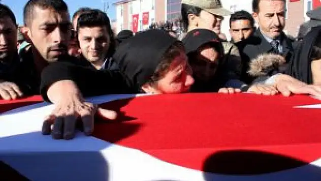 Şehit Çelik'in, Cenazesinde Teröre tepki
