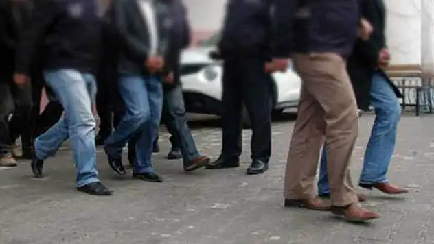 Hakkari'de terör örgütüne yardım etmekten 32 Şüpheli Gözaltında