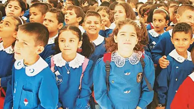 Bingöl Valiliğinden 235 Öğrenciye para yardımı