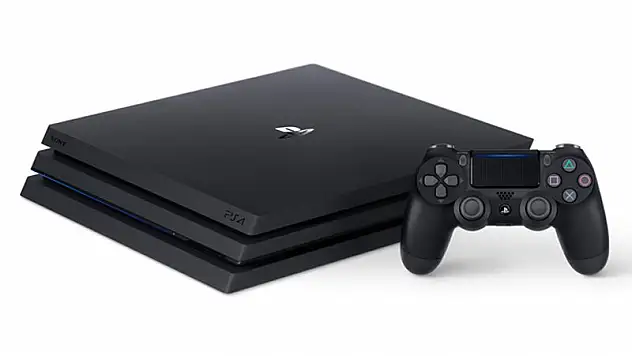 PlayStation 4 Pro Geliyor