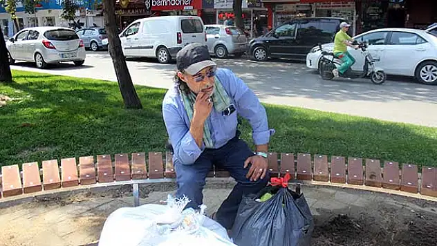 İranlı eski bakanın oğlu sokaklarda yaşıyor