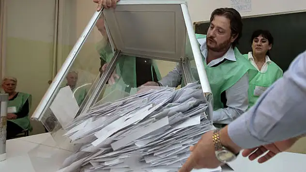 Gürcistan'daki seçimlerde hile iddiası ! Gürcistan'da işler karışık ?