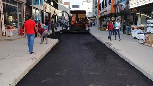 Asfalt Çalışmaları Ağrı'da Hızla Devam Ediyor
